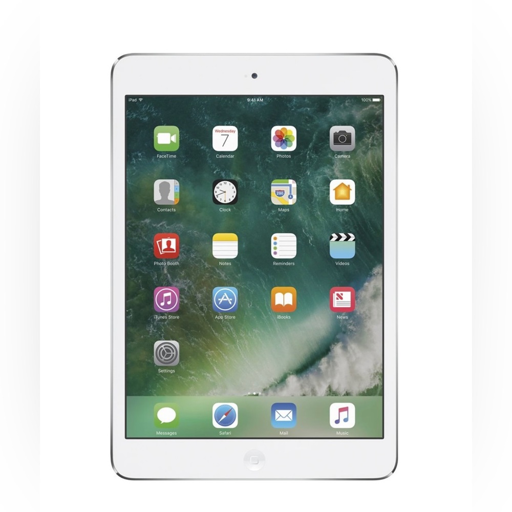 NWOT Silver Apple iPad Air (2nd generation) 64GB Wi-Fi